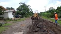 Dinas PUPR Tubaba lakukan pemeliharaan Jalan Rusak 